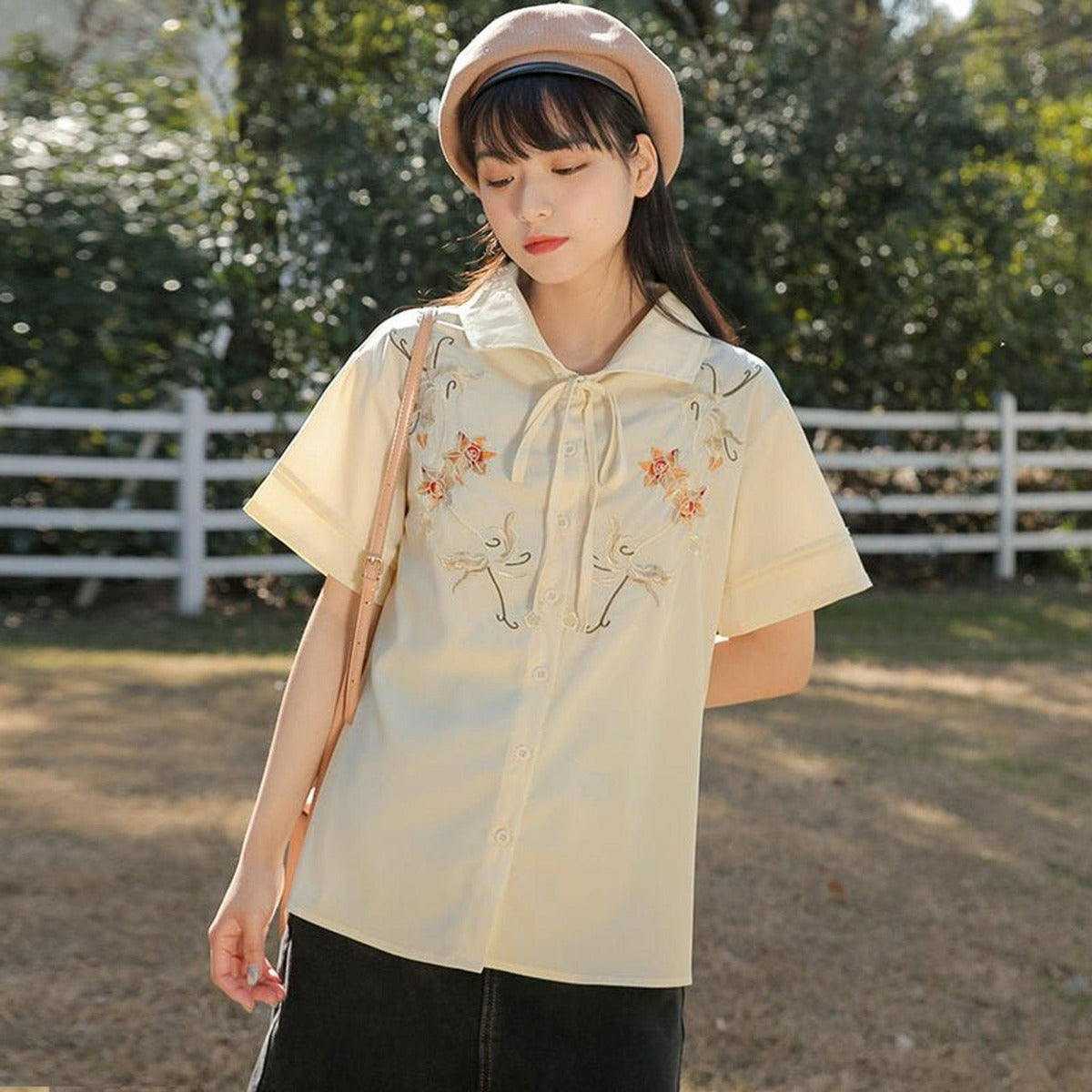 ルーズフラワー刺繍シフォンシャツ - momo collection