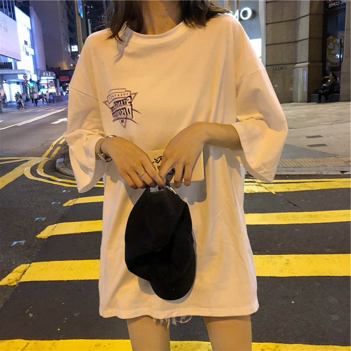 オーバーサイズヒップホップガールTシャツ - momo collection